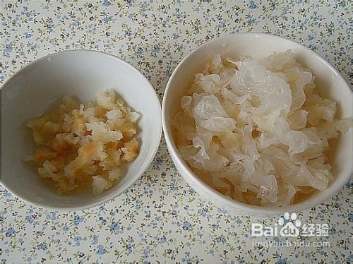 就这样一直美下去——银耳莲子薏仁汤