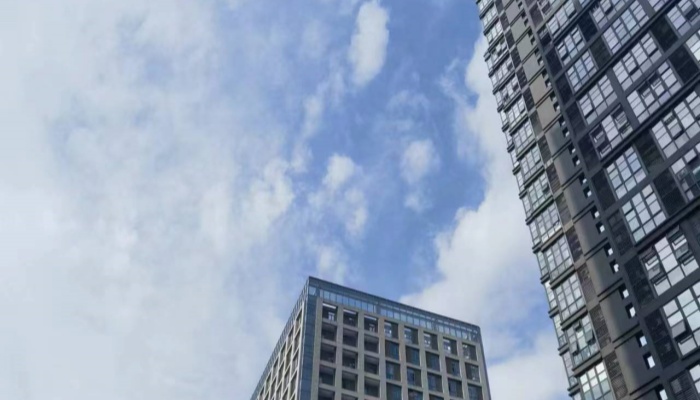 使用年限超过1年，且电脑风扇声音超大，怎么处理