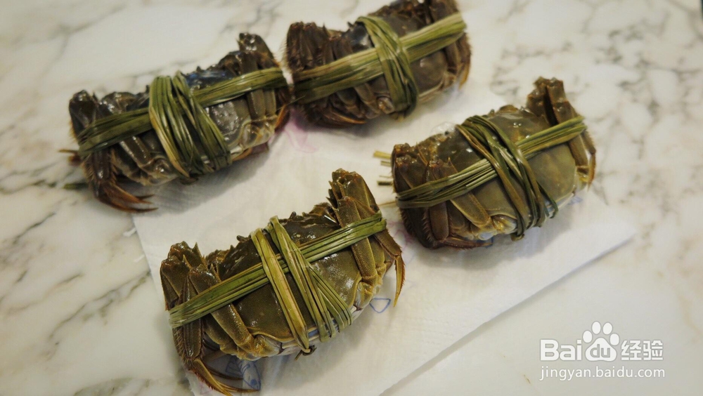 美味的罗勒烤大闸蟹