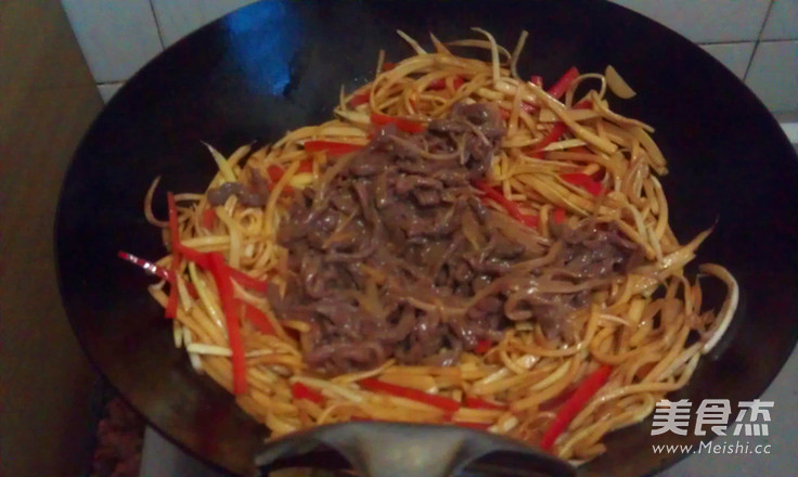 茭笋炒牛肉丝