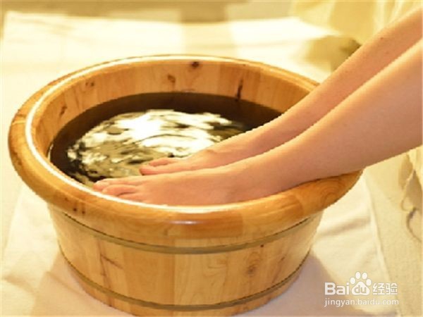 白醋泡脚有什么好处