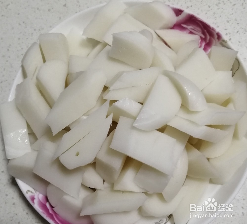 如何做出美味的白粿汤？香菇花蛤白粿汤的做法