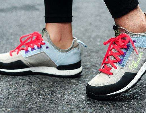 运动鞋长时间不穿怎么存放