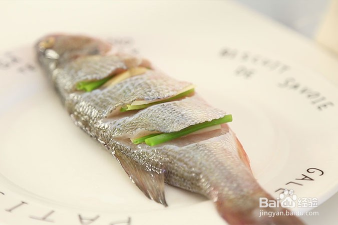 家常清蒸鲈鱼