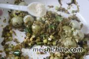制作腌菜炒汤圆