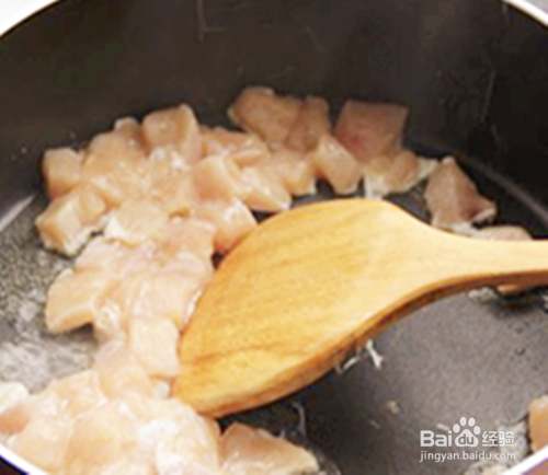 如何制作咖喱鸡肉？