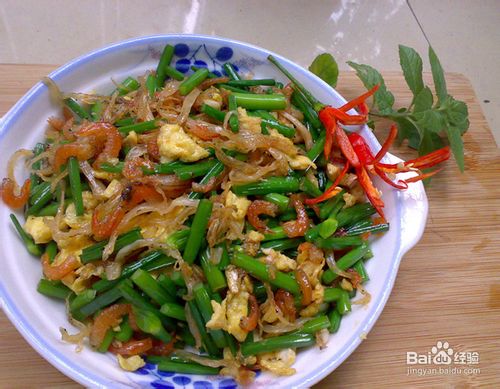 鱼虾劲炒韭菜花