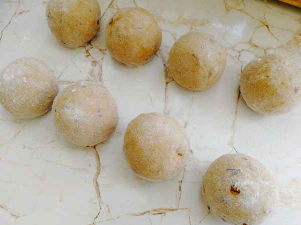 红糖开花枣馒头