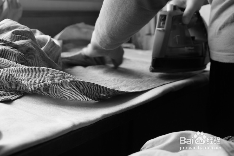 让衣服干得快的方法