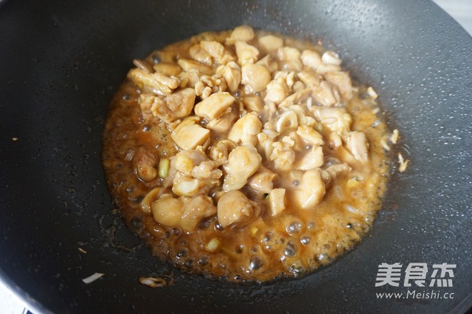 金玉满堂·腰果鸡丁