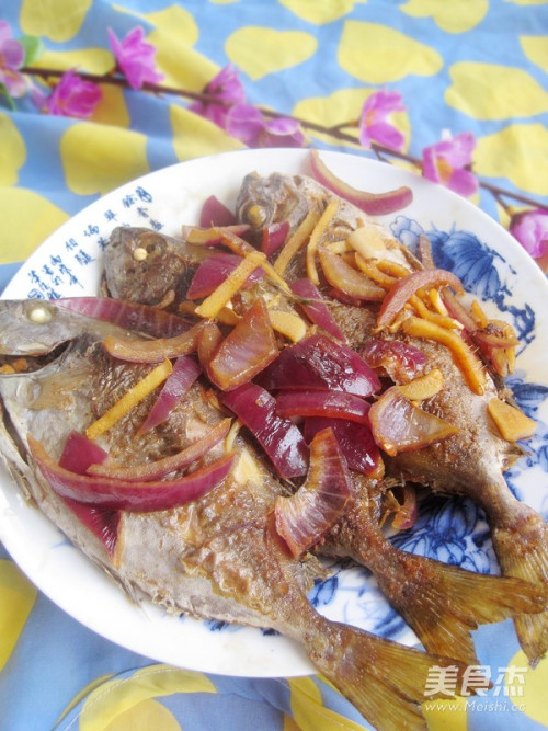 洋葱焖泥猛鱼