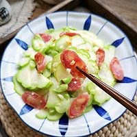 美味的腊味爆炒佛手瓜