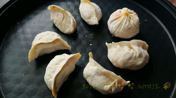 胡萝卜葱蛋花饺