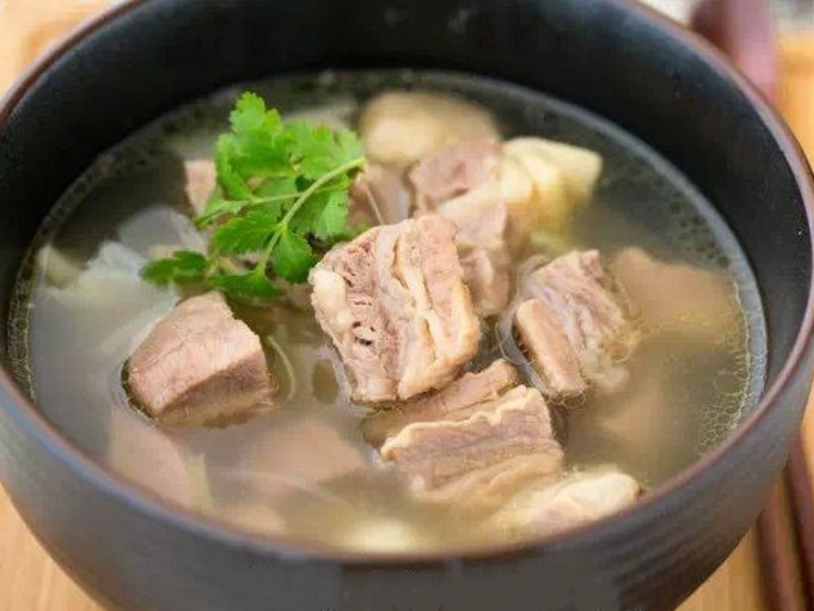 没有高压锅，怎么能把牛肉炖烂