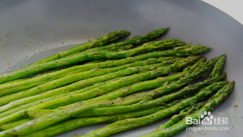 黑椒煎芦笋如何制作