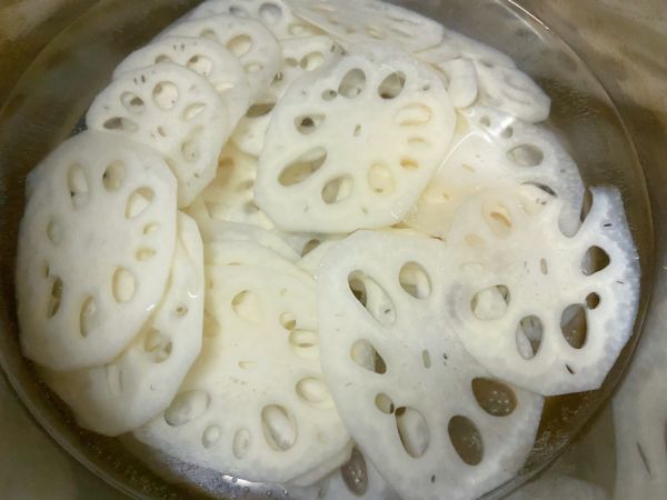 泰式酸辣浸鸡爪