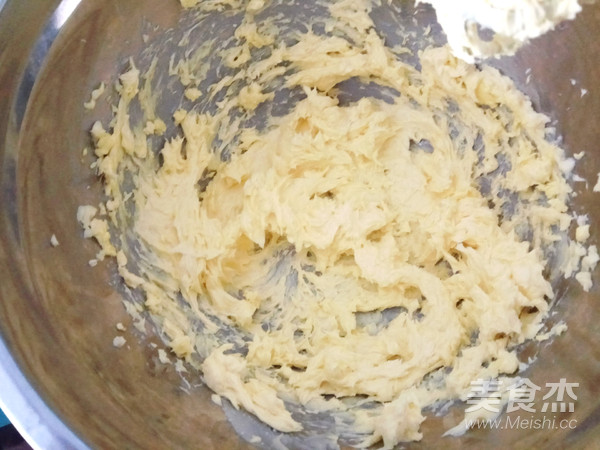 黑加仑黄油蛋糕