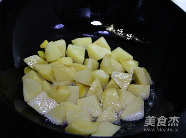 土豆烧鲍鱼的做法