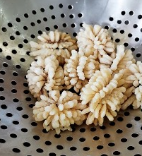 茄汁菊花鱼块的做法