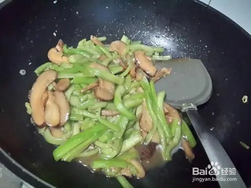 花菇清炒丝瓜