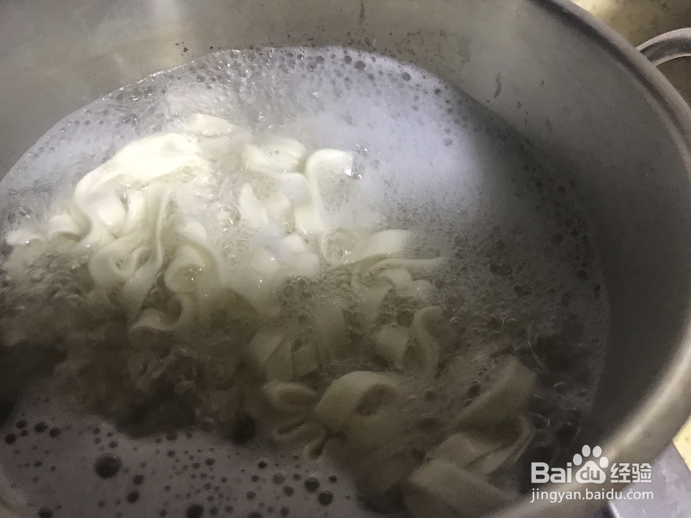 忍不住流口水的西红柿鸡蛋面