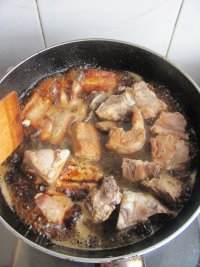美味的红烧排骨莲藕做法