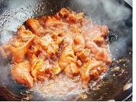 腐乳烧猪蹄——冬吃猪蹄赛熊掌