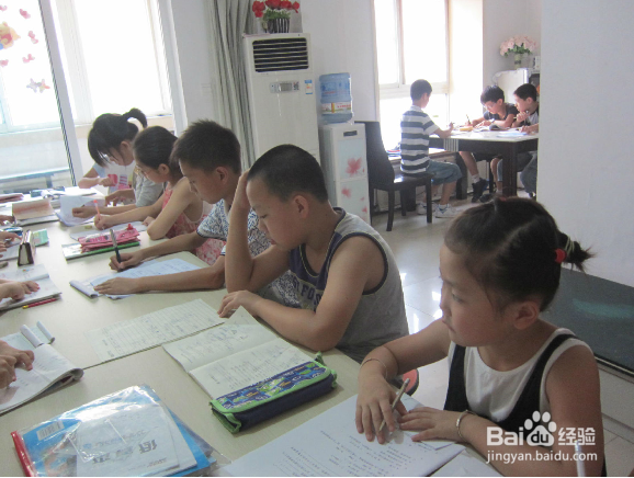 孩子交给托管后,家长应该做什么?