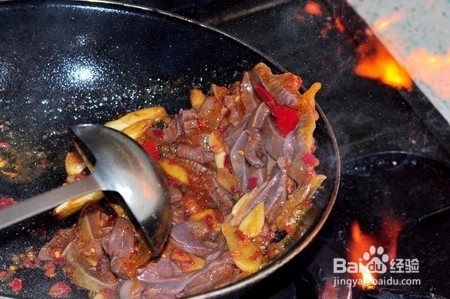 肝腰合炒的做法