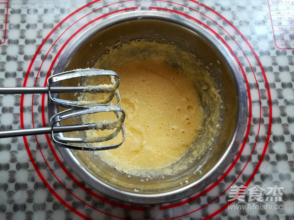 奶黄小餐包的做法