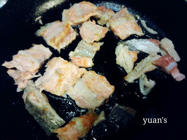 三文鱼皮扒白菜
