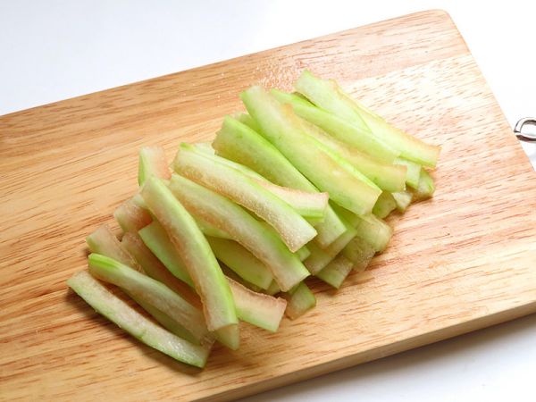 开胃酸辣西瓜皮