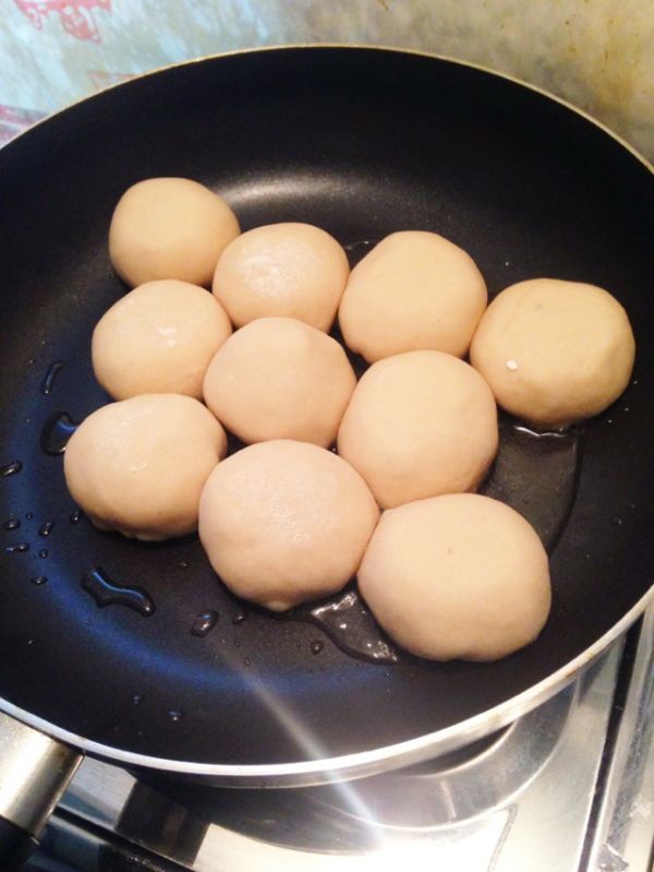 牛肉杏鲍菇生煎包