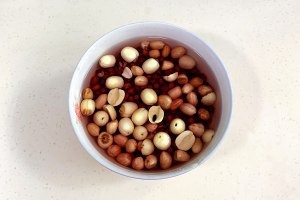 美味营养的牛奶杂粮粥的做法