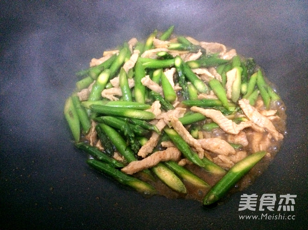 芦笋小炒肉的做法