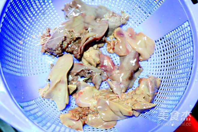 鸡肝藕饼的做法