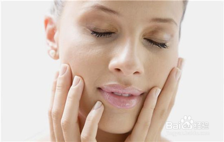 如何收缩毛孔去黑头 最靠谱的缩小毛孔方法集锦