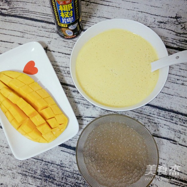 椰浆芒果西米露