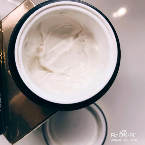 先涂遮瑕还是粉底液