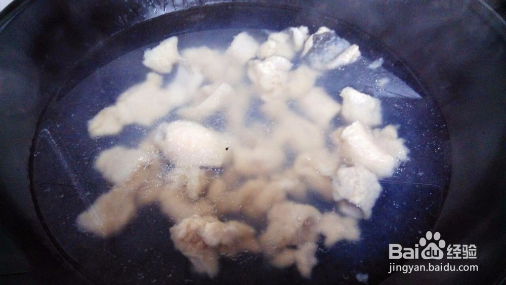 怎样做酸甜开胃的番茄鱼片汤？