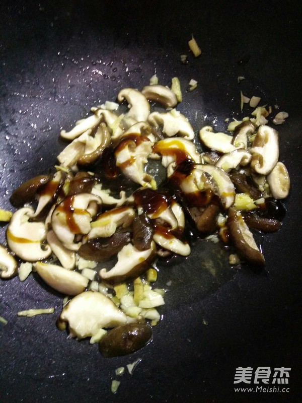 小油菜烩香菇