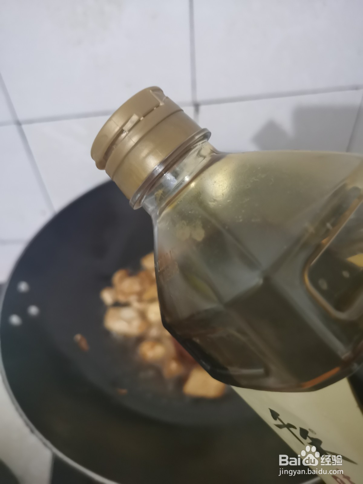 猪肉如何炒包心菜？