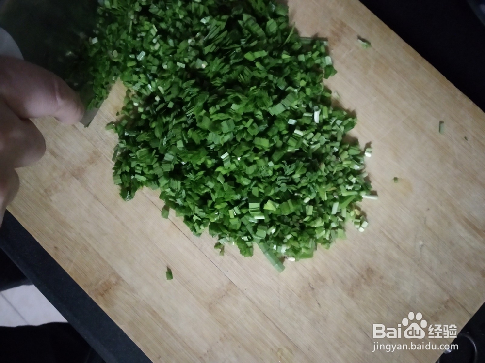 如何做出好吃的韭菜盒子？