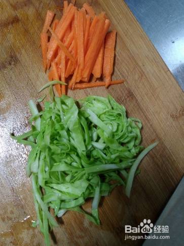 榨菜肉丝面的做法
