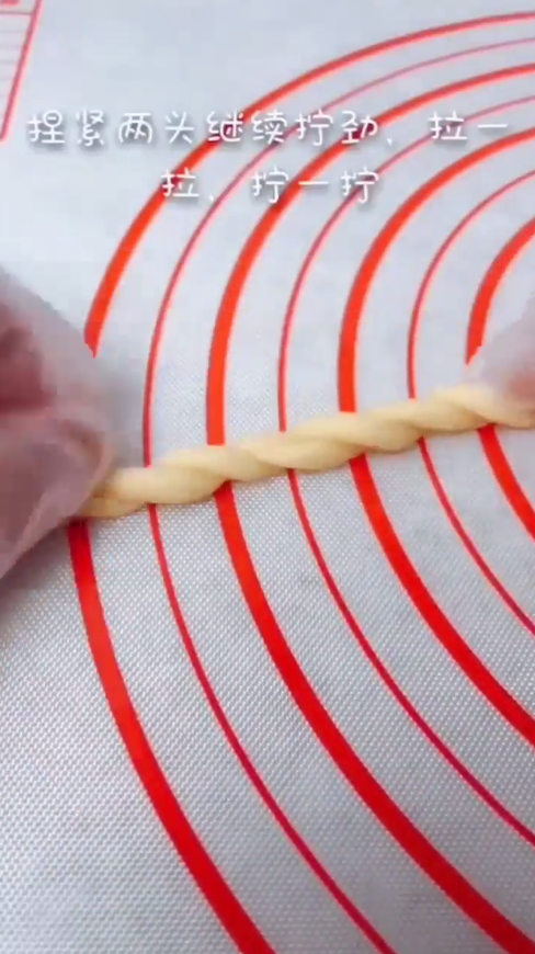 蜂蜜小麻花怎么做?