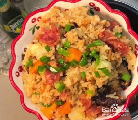 如何做腊肠焖饭？