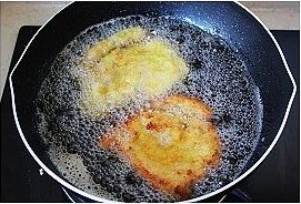 黄金咖喱猪扒饭