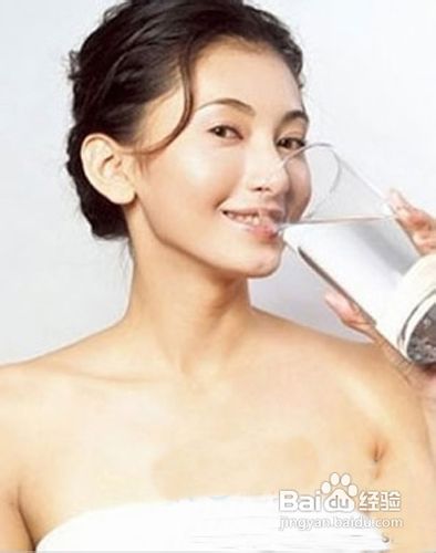 女人夏季如何补水
