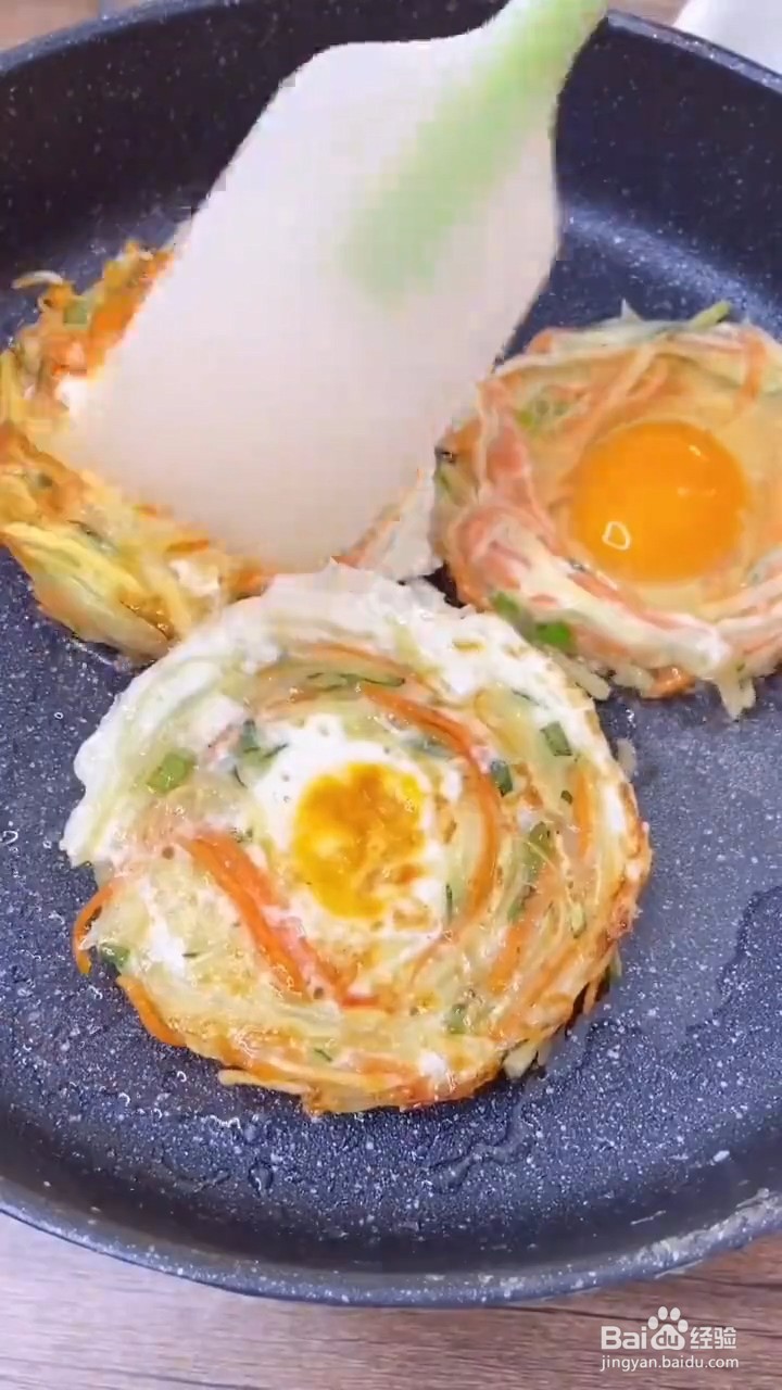 如何制作土豆丝鸟巢煎蛋