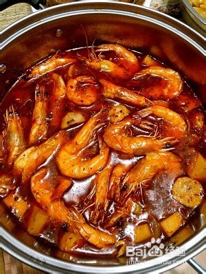 虾火锅的做法